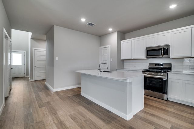 907 Hazel Drive, Lavon, TX 75166
