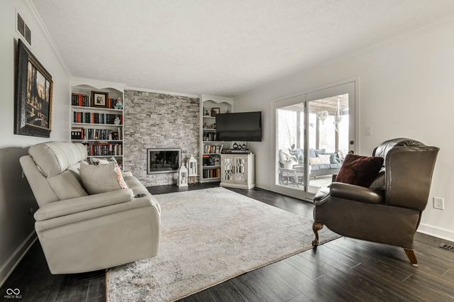 727 Johnson Drive, Carmel, IN 46033