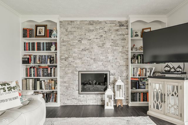 727 Johnson Drive, Carmel, IN 46033