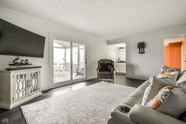 727 Johnson Drive, Carmel, IN 46033