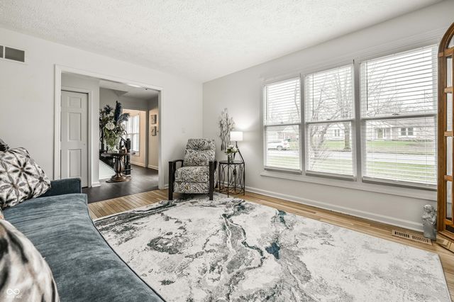 727 Johnson Drive, Carmel, IN 46033