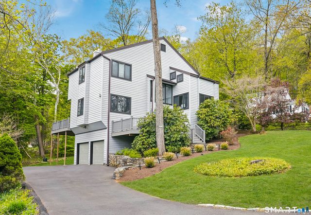 9 First Lane, Ridgefield, CT 06877