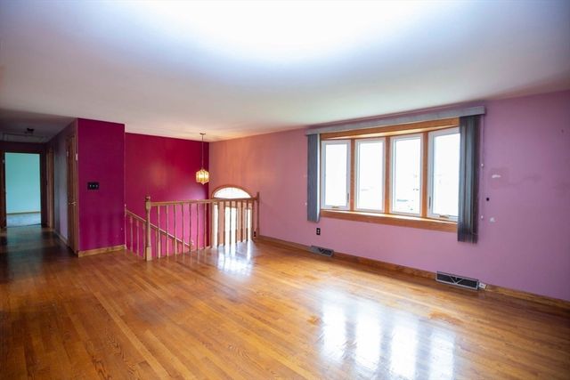 202 Baker Road, Swansea, MA 02777