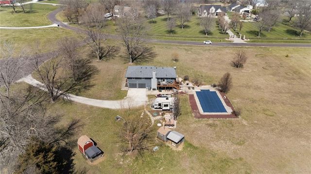 20802 S Dean Road, Belton, MO 64012