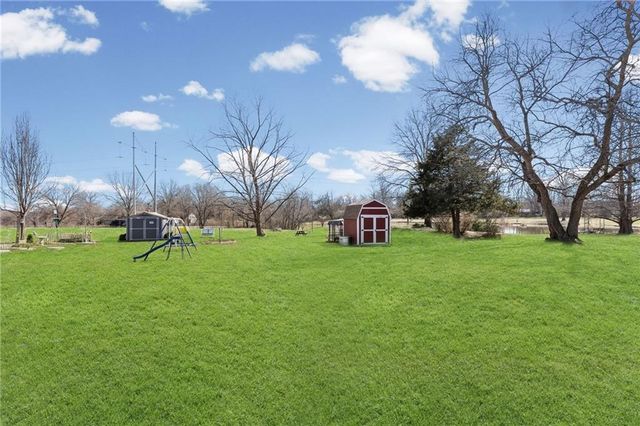 20802 S Dean Road, Belton, MO 64012