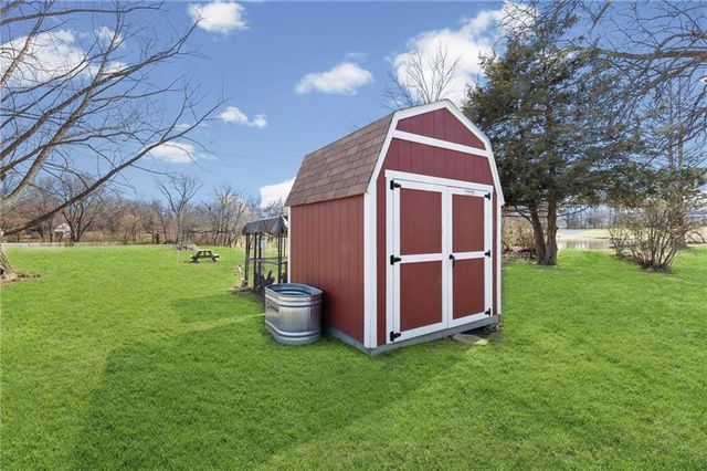 20802 S Dean Road, Belton, MO 64012