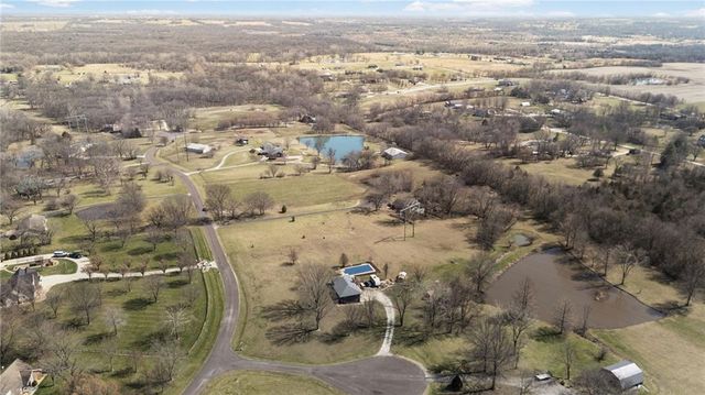 20802 S Dean Road, Belton, MO 64012