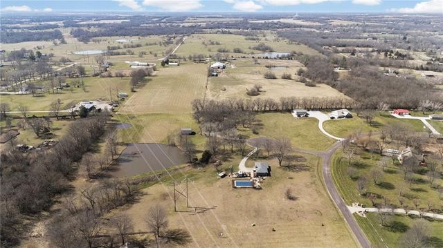 20802 S Dean Road, Belton, MO 64012