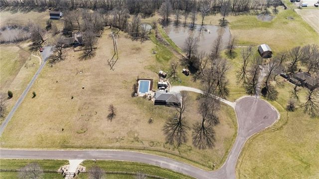 20802 S Dean Road, Belton, MO 64012