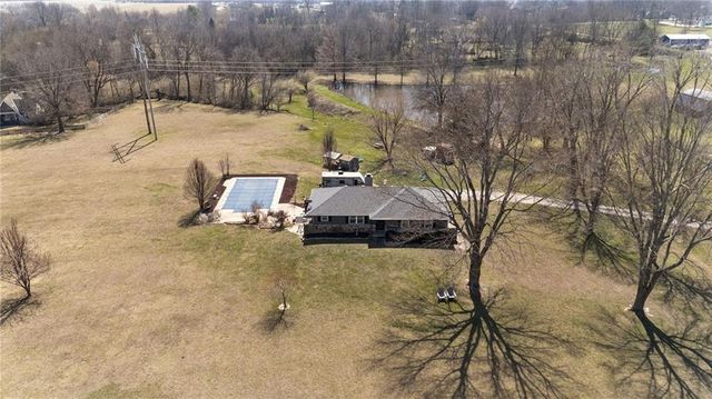 20802 S Dean Road, Belton, MO 64012