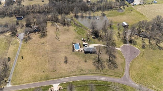 20802 S Dean Road, Belton, MO 64012
