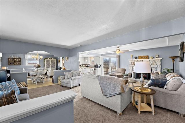 20802 S Dean Road, Belton, MO 64012