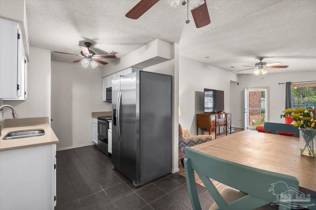 479 Bay Pine Villa Dr, Pensacola, FL 32506