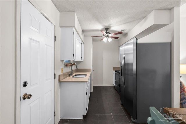 479 Bay Pine Villa Dr, Pensacola, FL 32506