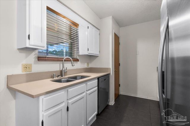 479 Bay Pine Villa Dr, Pensacola, FL 32506