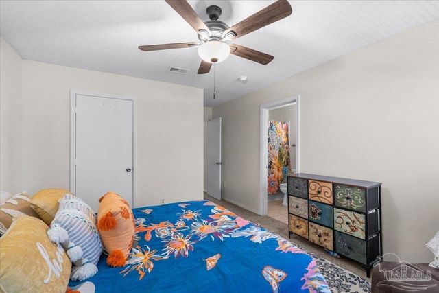 479 Bay Pine Villa Dr, Pensacola, FL 32506