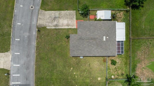 479 Bay Pine Villa Dr, Pensacola, FL 32506