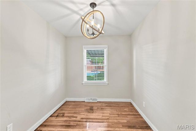 1620 Dale Avenue, St Charles, MO 63301