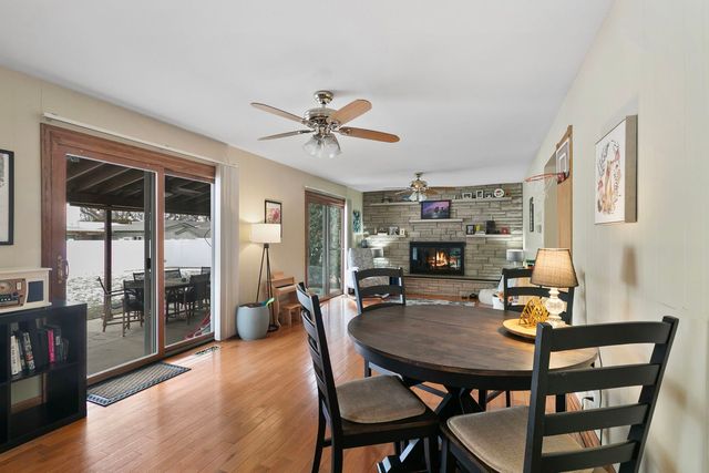 9212 S Komensky Avenue, Oak Lawn, IL 60453