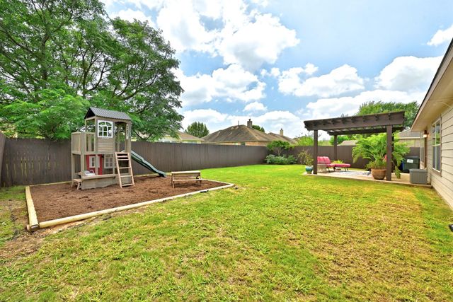 184 Coral Stone TRL, Buda, TX 78610