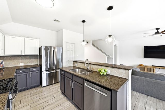 184 Coral Stone TRL, Buda, TX 78610