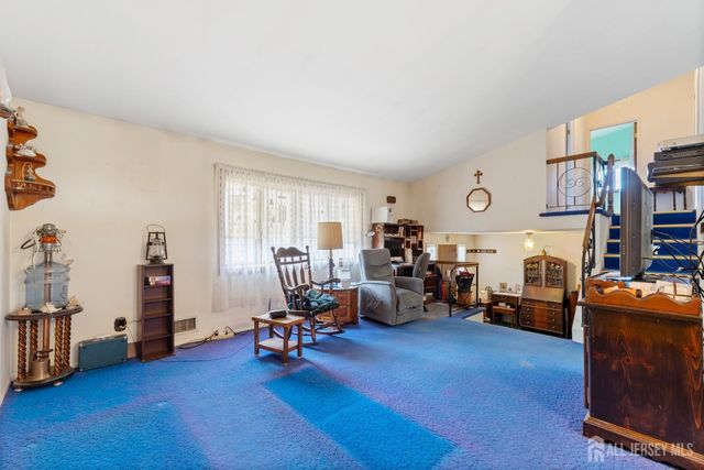 69 Stevens Avenue, Old Bridge, NJ 08857