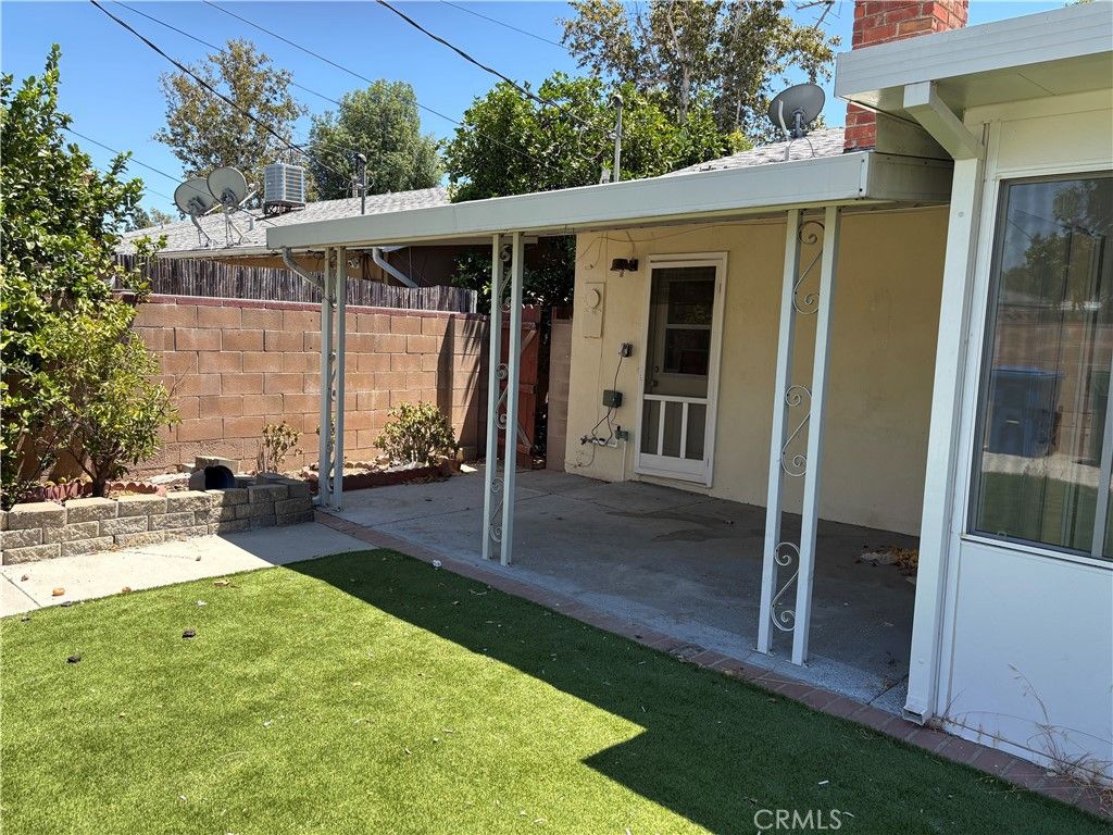 Image 16 of property listing at 23435 Welby Way, West Hills, CA 91307