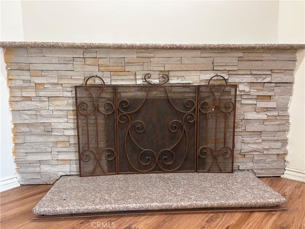 Image 7 of property listing at 23435 Welby Way, West Hills, CA 91307