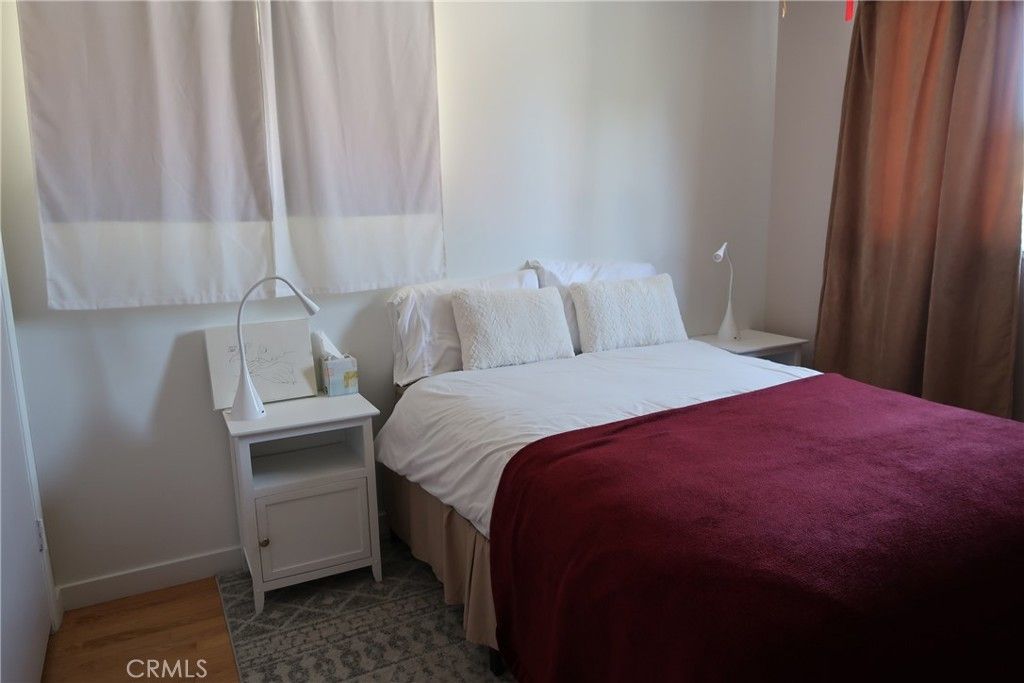 Image 9 of property listing at 23435 Welby Way, West Hills, CA 91307