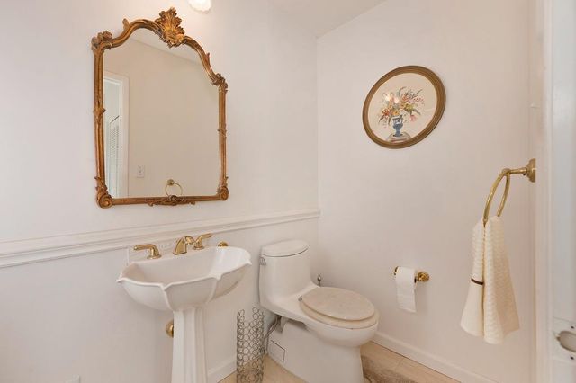 2620 Kadema Dr, Sacramento, CA 95864