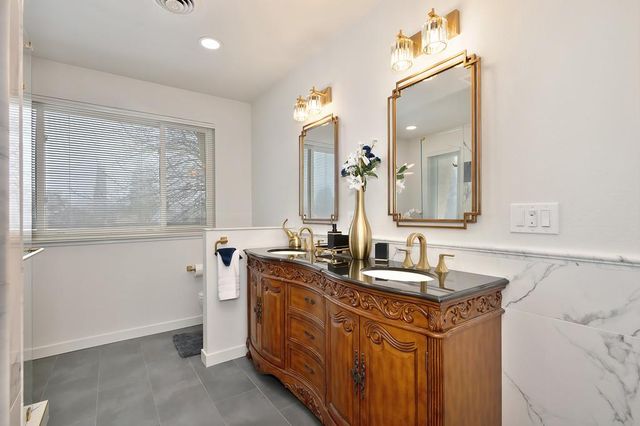 2620 Kadema Dr, Sacramento, CA 95864