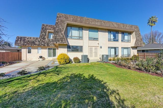 2620 Kadema Dr, Sacramento, CA 95864