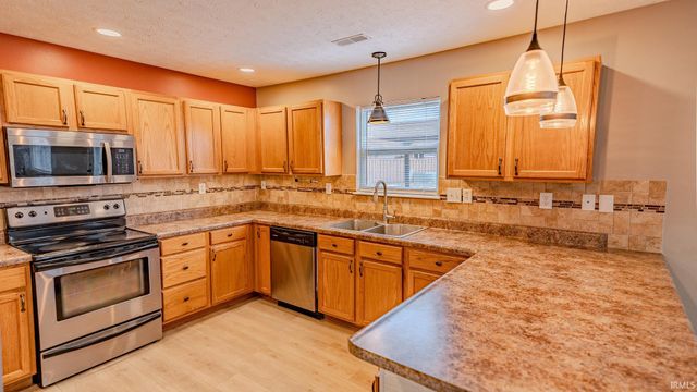 50 Shadow Valley Court, Lafayette, IN 47909