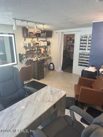 529 S 9TH Street, Fernandina Beach, FL 32034