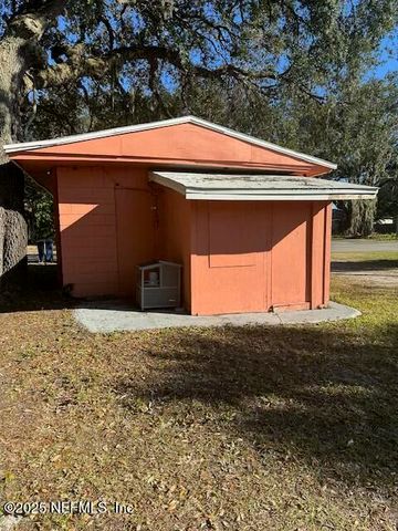 529 S 9TH Street, Fernandina Beach, FL 32034