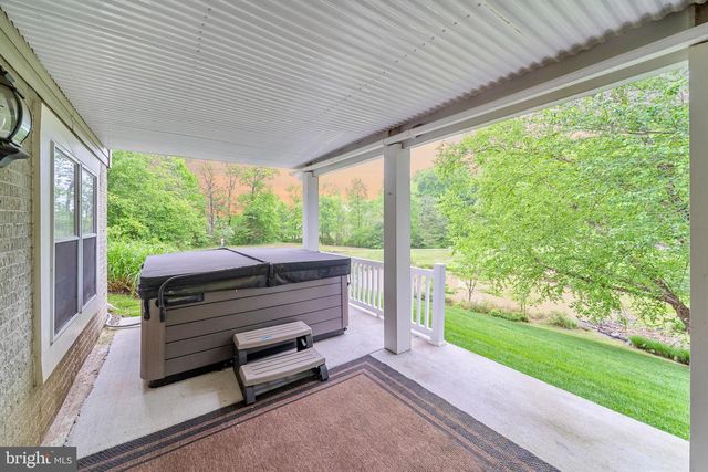 13514 RYTON RIDGE LN, Gainesville, VA 20155