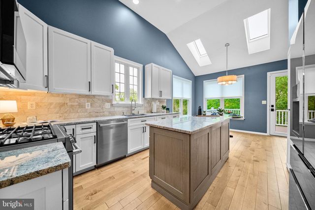 13514 RYTON RIDGE LN, Gainesville, VA 20155