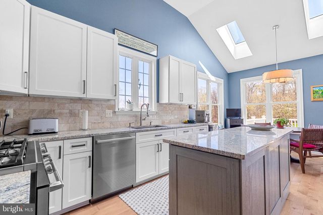 13514 RYTON RIDGE LN, Gainesville, VA 20155