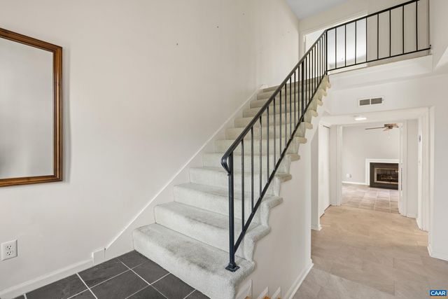307 LAKE FOREST LN, Charlottesville, VA 22901