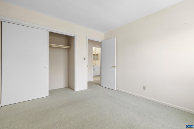 307 LAKE FOREST LN, Charlottesville, VA 22901
