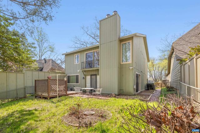 307 LAKE FOREST LN, Charlottesville, VA 22901