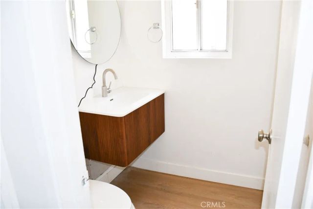 994 Valencia 104, Costa Mesa, CA 92626