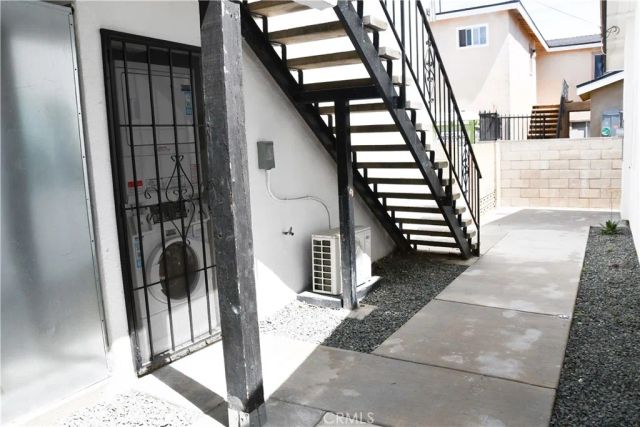 994 Valencia 104, Costa Mesa, CA 92626