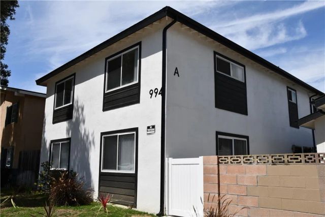 994 Valencia 104, Costa Mesa, CA 92626