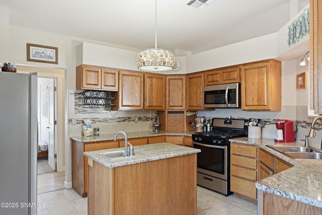 1001 Lantana Avenue, Las Cruces, NM 88005