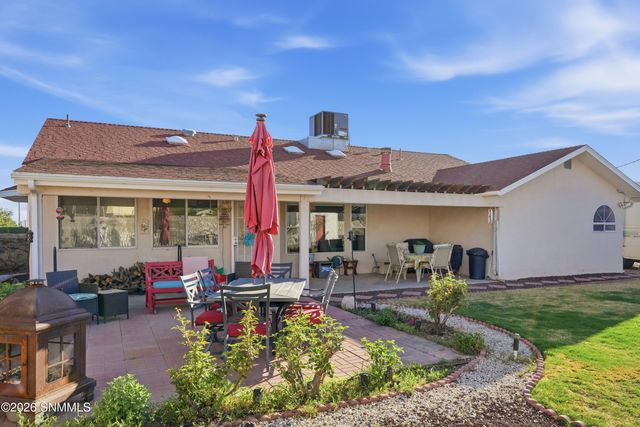 1001 Lantana Avenue, Las Cruces, NM 88005