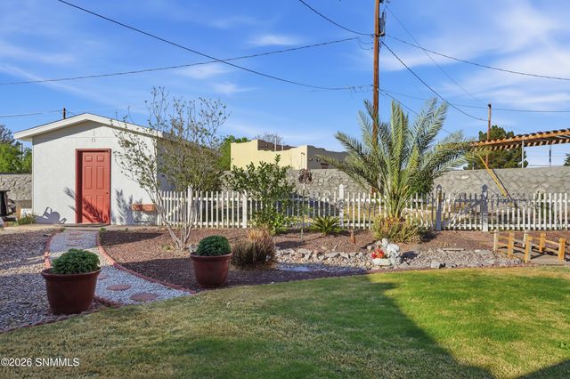 1001 Lantana Avenue, Las Cruces, NM 88005