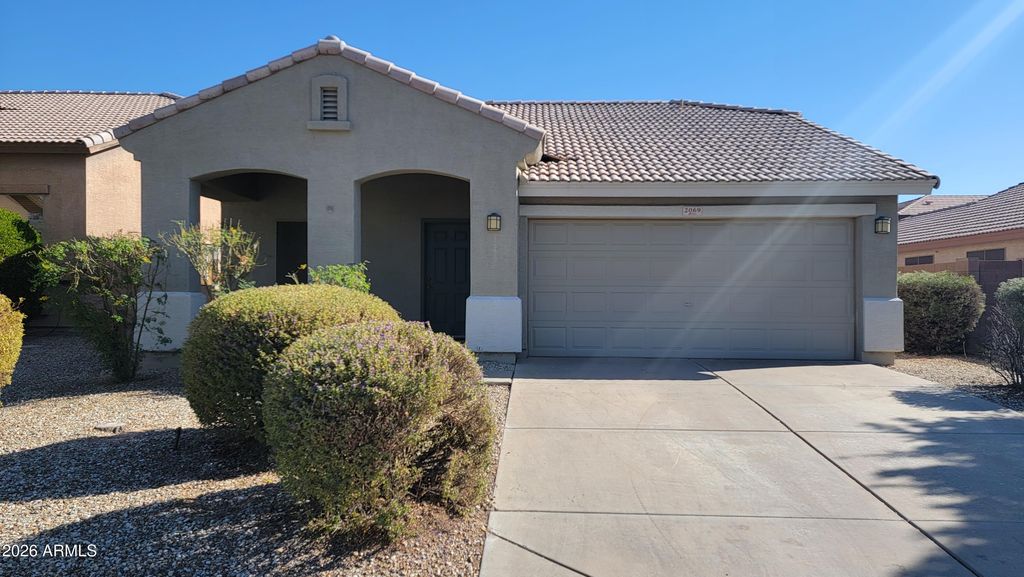 2069 S 155th Lane, Goodyear, AZ 85338