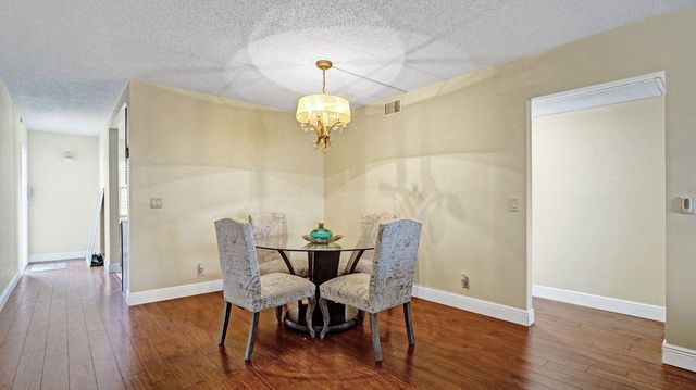 1036 Guildford B 1036, Boca Raton, FL 33434