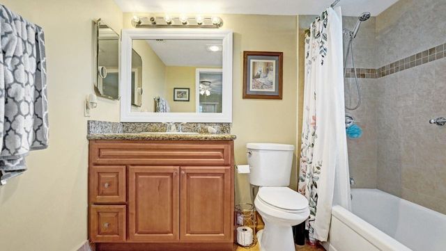 1036 Guildford B 1036, Boca Raton, FL 33434